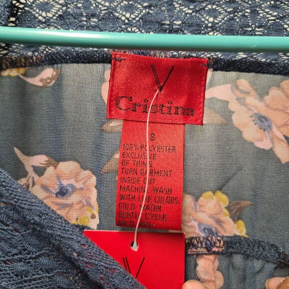 V Christina Blue Floral Blouse Women's SMALL Boho Bohemian Cute Vacation - Picture 2 of 4